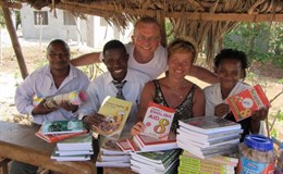 Dr. Jürgen Löffler und seine Frau Steffi in Kenia